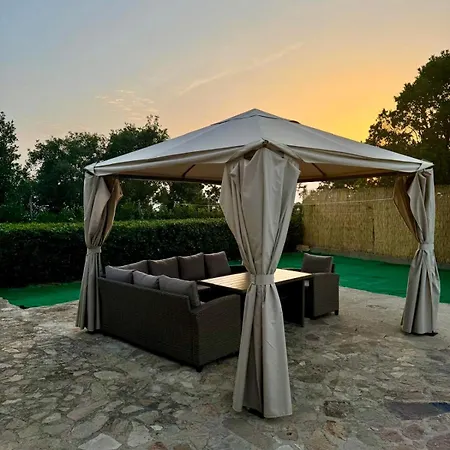 Apartamento Casa Del Roselles - Luxury Flat With Swimming-pool In